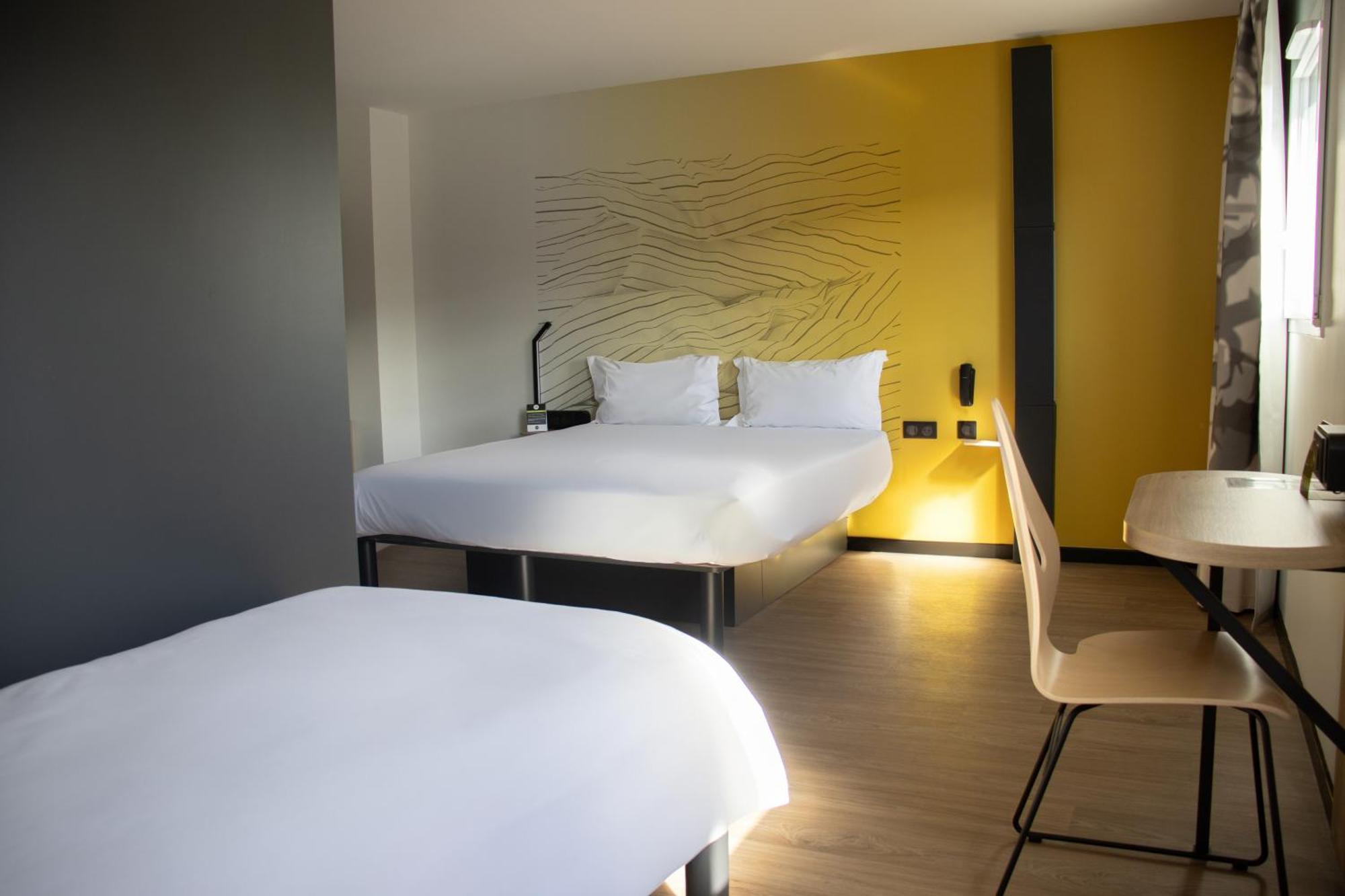 B&B Hotel Le Puy-En-Velay Vals-pres-le-Puy Esterno foto