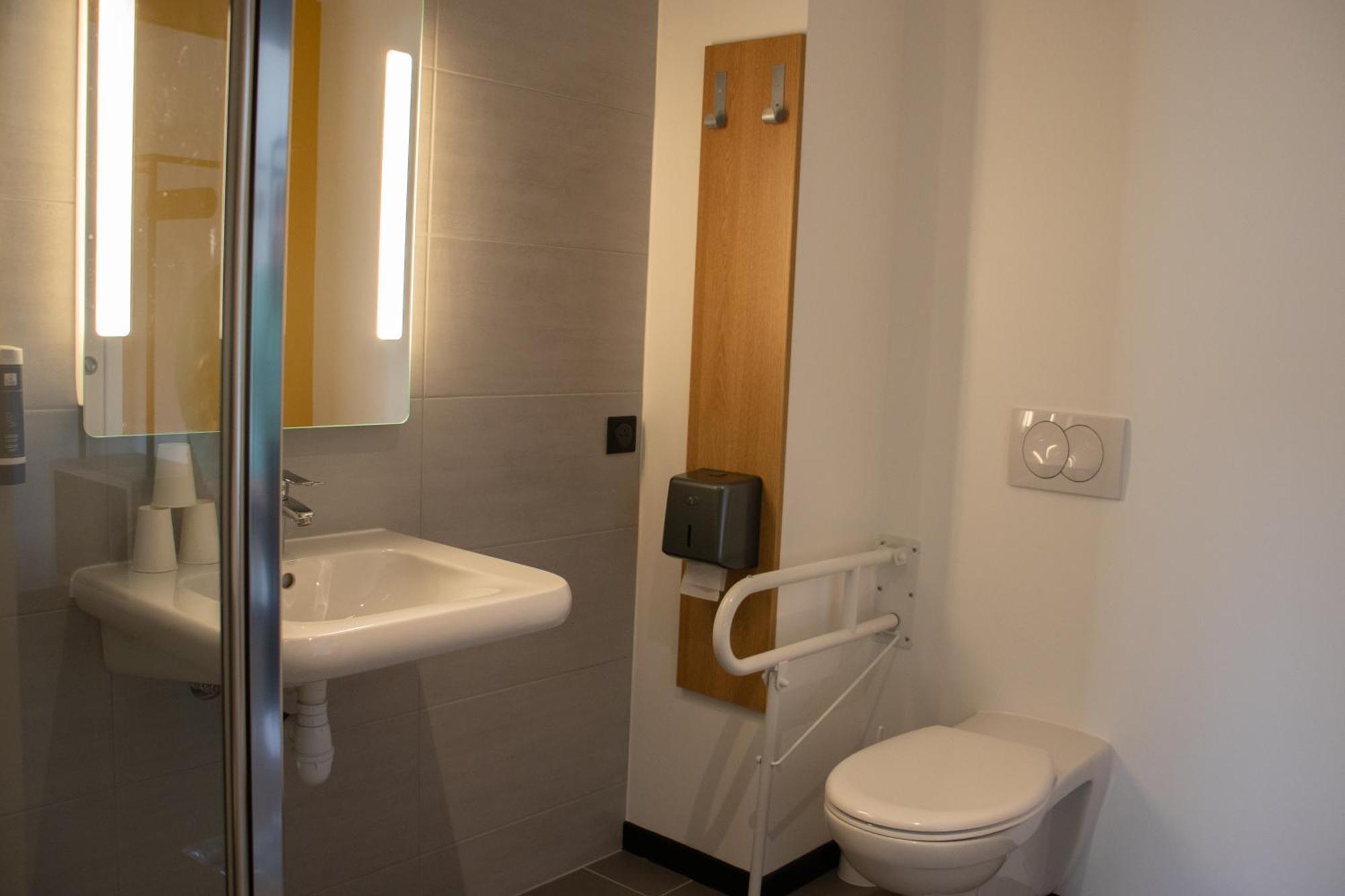 B&B Hotel Le Puy-En-Velay Vals-pres-le-Puy Esterno foto