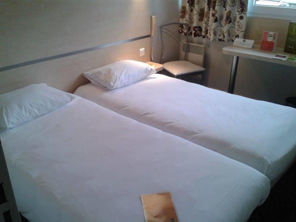 B&B Hotel Le Puy-En-Velay Vals-pres-le-Puy Esterno foto
