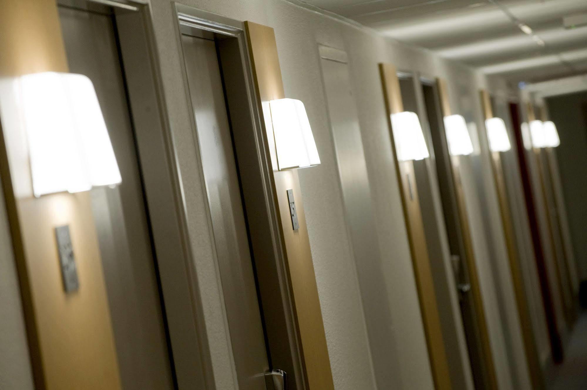 B&B Hotel Le Puy-En-Velay Vals-pres-le-Puy Esterno foto